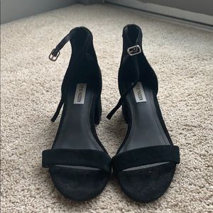 Steve Madden black heels